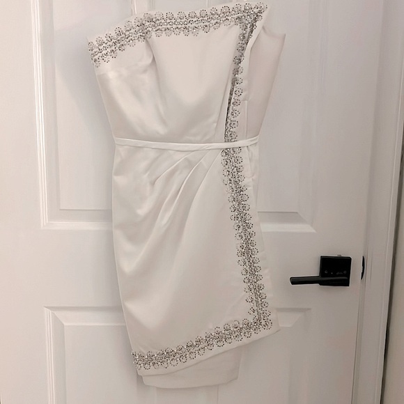 Eliza J Sleeveless White Dress - Picture 2 of 3